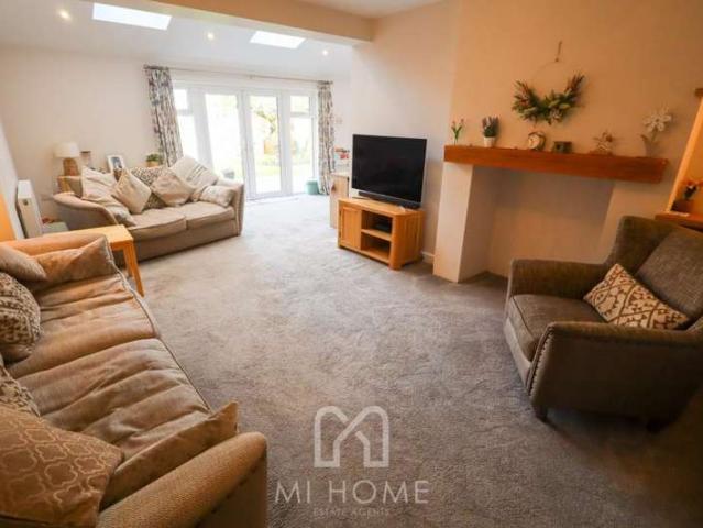 Farm for sale in Clifton, Fylde