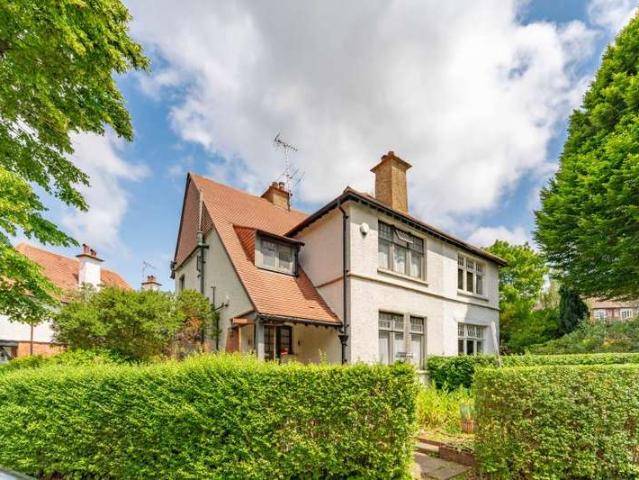 Farm for sale in London Borough of Ealing, Perivale