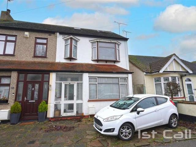 Farm for sale in Alton Barnes, Essex