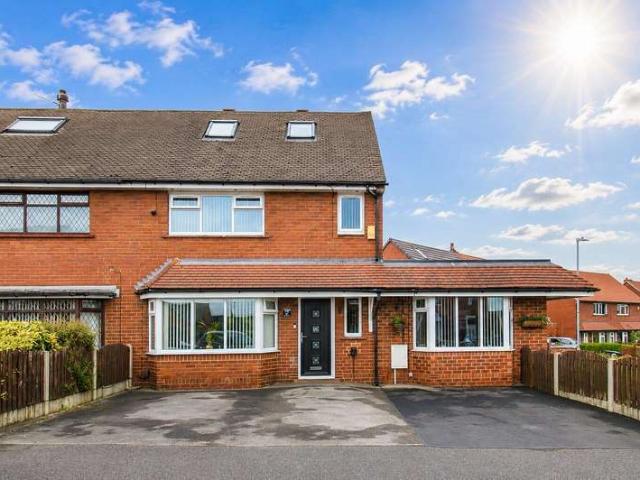 Farm for sale in Thornhill Lees, West Yorkshire
