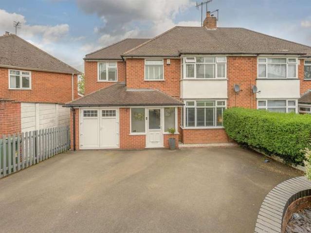 Farm for sale in Kingswinford, West Midlands