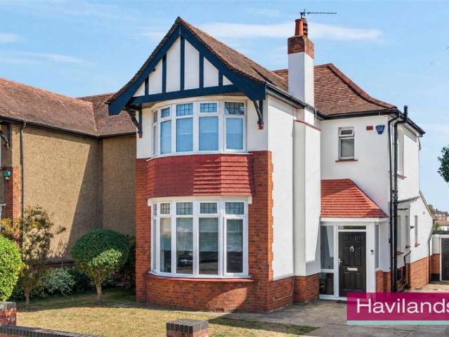 Farm for sale in Winchmore Hill, Greater London