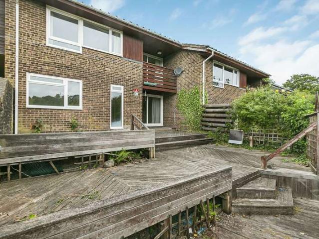 Farm for sale in London Borough of Croydon, Greater London