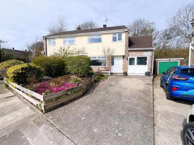 Farm for sale in Bryntirion, Wales