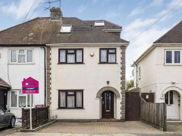 Farm for sale in Slough, Cippenham