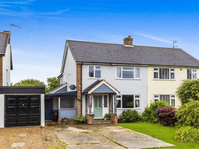 Farm for sale in Felsted, Duton Hill