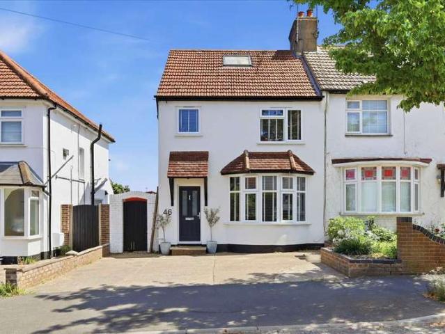 Farm for sale in Alton Barnes, Essex