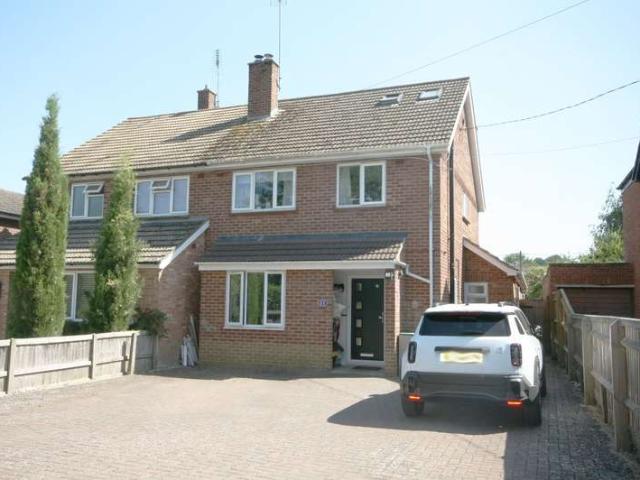 Farm for sale in Horspath, Berrick Salome