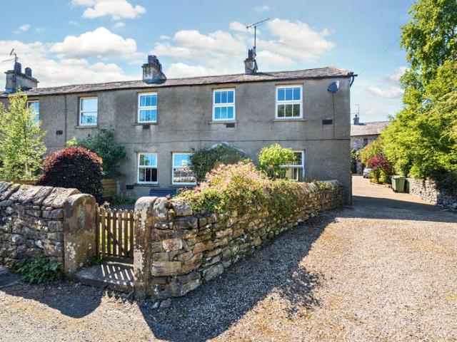 Farm for sale in Hincaster