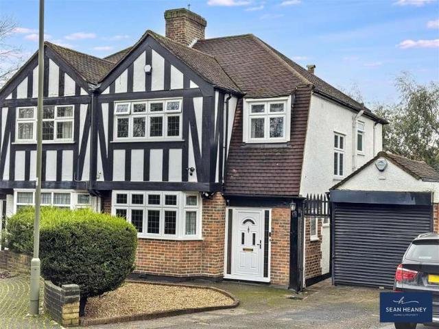Farm for sale in New Barnet, Greater London