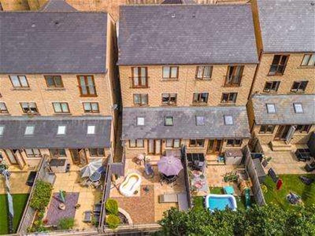 Farm for sale in Warley Town, West Yorkshire