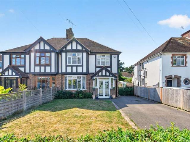 Farm for sale in Bognor Regis, Arun