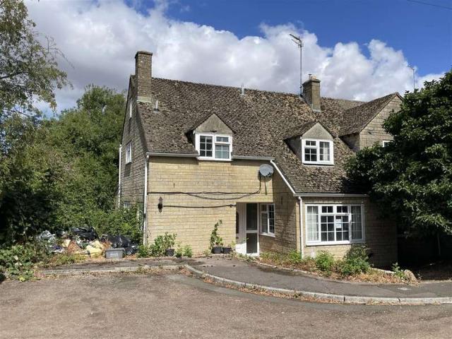 Farm for sale in Fossebridge, Gloucestershire