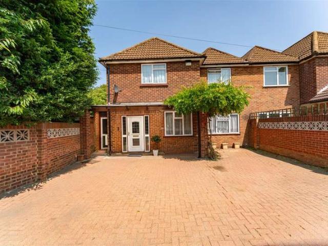 Farm for sale in London Borough of Hounslow, Cat Hill