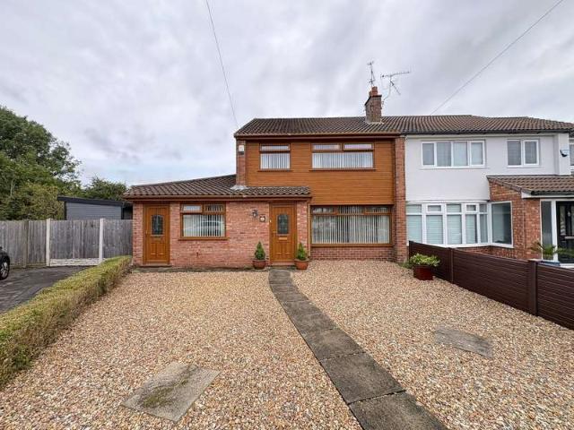 Farm for sale in London Borough of Ealing, Park Royal