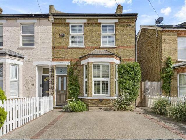 Farm for sale in London Borough of Merton, Raynes Park