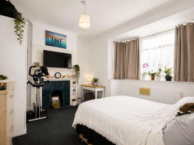 Farm for sale in London Borough of Brent, Greater London