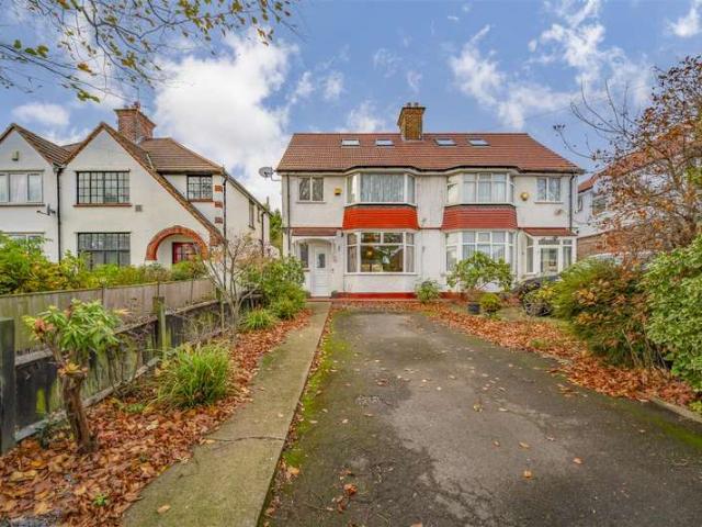Farm for sale in London Borough of Hounslow, Heston