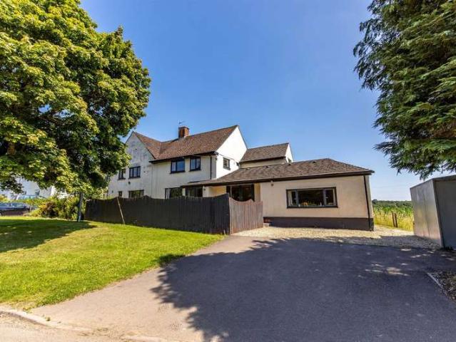 Farm for sale in St. Brides-super-Ely, Wales