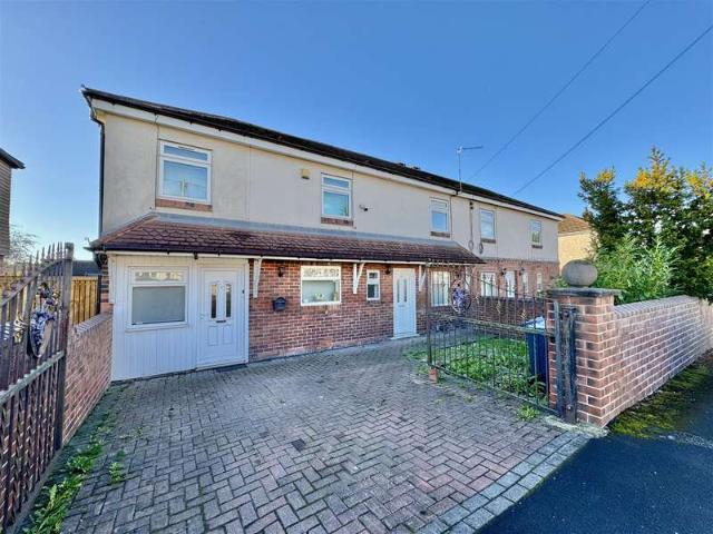 Farm for sale in Monk Bretton, South Yorkshire