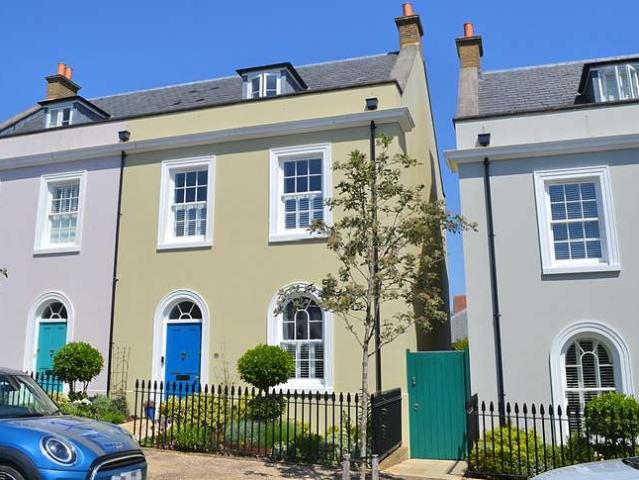 Farm for sale in Poundbury, Fordington