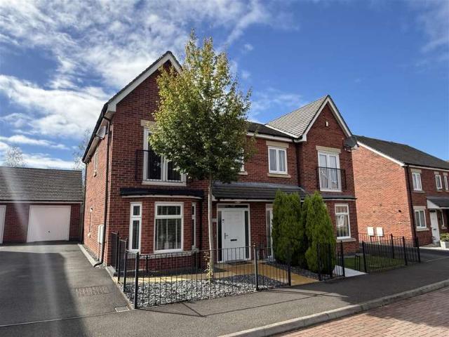 Farm for sale in Egginton, East Midlands