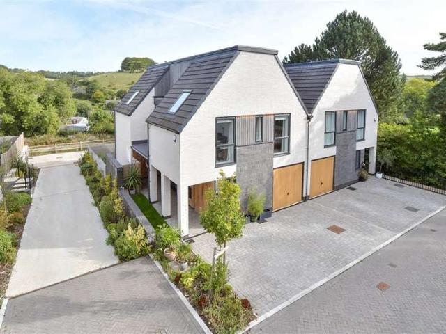 Farm for sale in Lydden, Dover