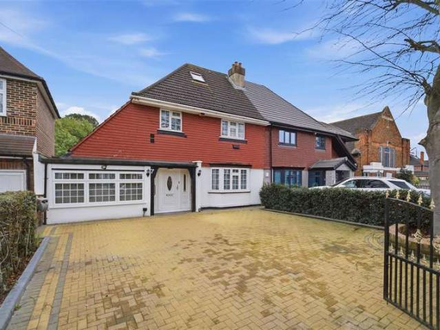 Farm for sale in London Borough of Hounslow, Greater London