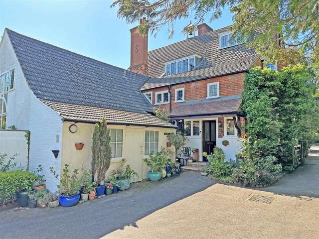 Farm for sale in Red Hill, Surrey