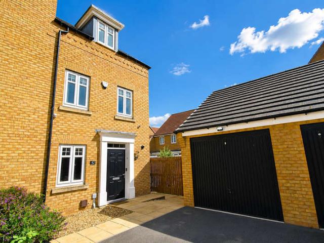 Farm for sale in Lakeside, South Yorkshire