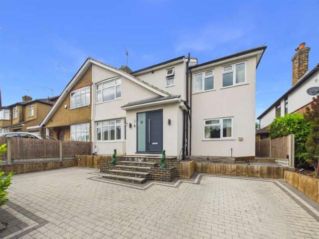Farm for sale in Ickenham, Greater London