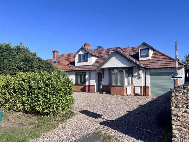 Farm for sale in Tiddington, Alderminster