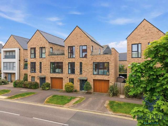 Farm for sale in Chelmsford, Essex