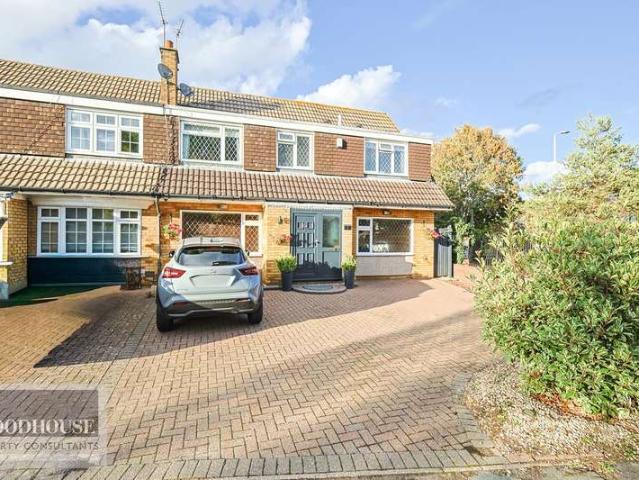 Farm for sale in Broxbourne, Hertfordshire