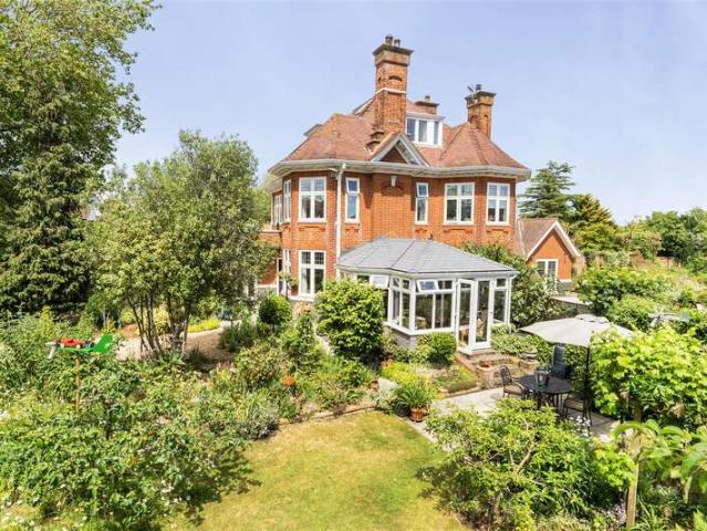 Farm for sale in Middlecroft, Hampshire