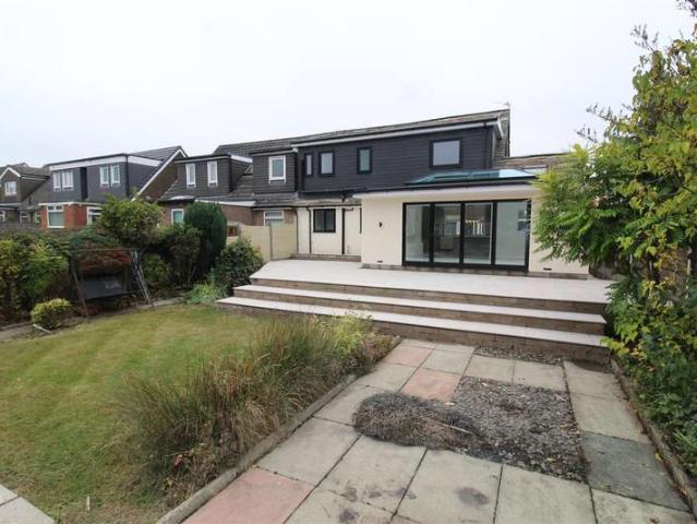 Farm for sale in Over Hulton, Lee Bank