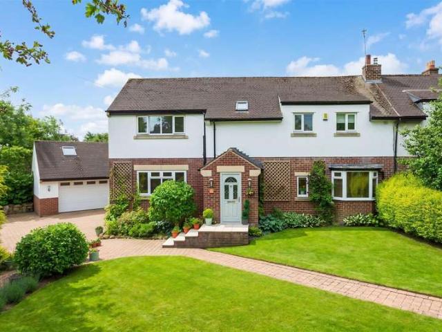 Farm for sale in Bramhope, West Yorkshire