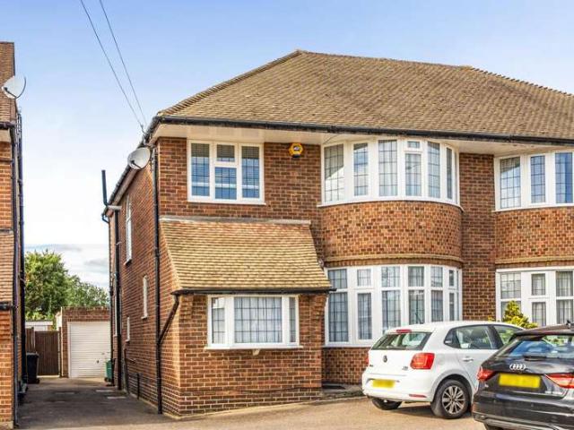 Farm for sale in London Borough of Barnet, Greater London