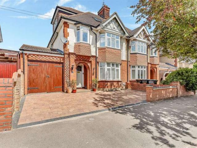 Farm for sale in Castle, Bedford