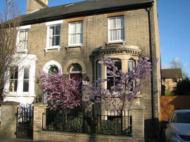 Farm for rent in Eddington, Cambridge