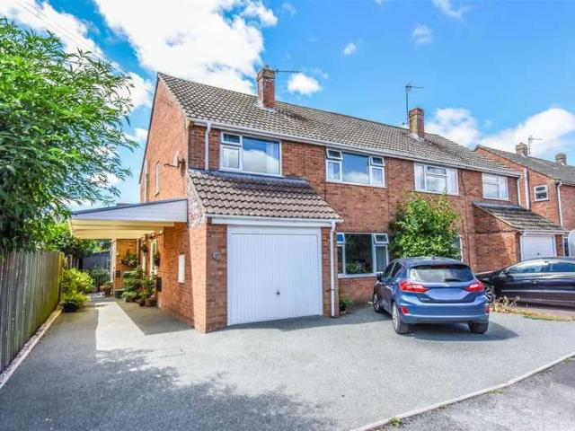Farm for sale in School House, Gloucestershire