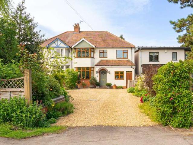 Farm for sale in Alderminster, Warwickshire