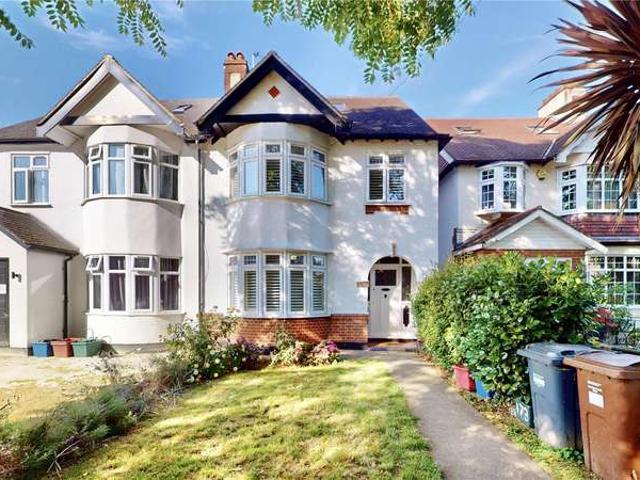 Farm for sale in London Borough of Hounslow, Spring Grove