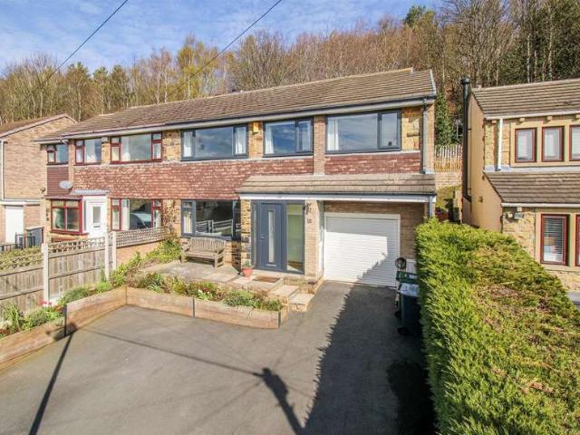 Farm for sale in Thornhill Lees, West Yorkshire