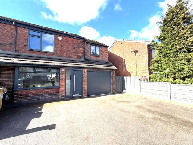 Farm for sale in Wingates, Bolton