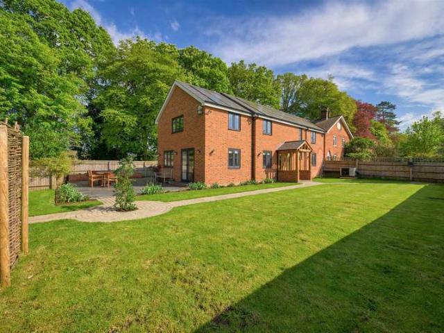 Farm for sale in Berrick Salome, Oxfordshire