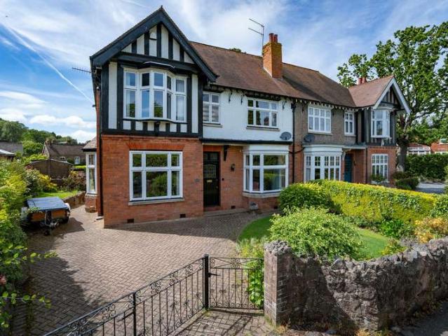 Farm for sale in Link Top, Forthampton