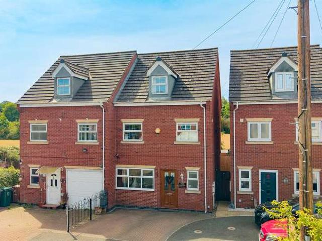 Farm for sale in Egginton, East Midlands