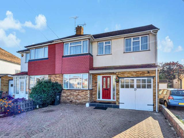 Farm for sale in Chattern Hill, Lower Halliford