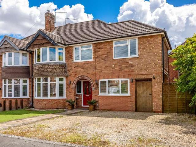 Farm for sale in Tiddington, Alderminster